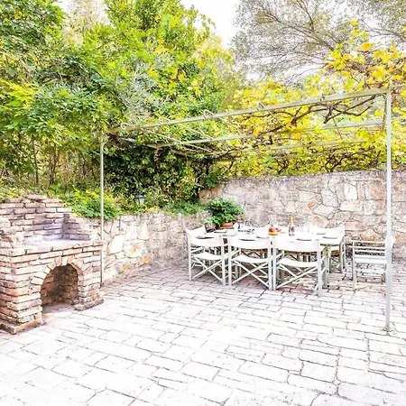 Villa Paola Kassiopi By Posarellivillas *